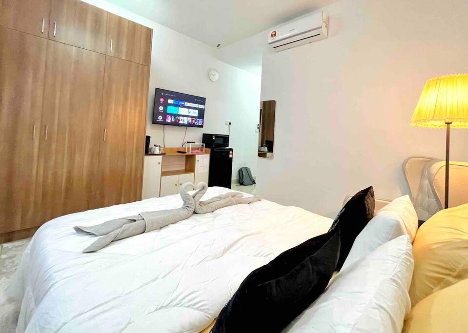 Alanis Studio Suite {Shortstay} Sepang Eksteriør billede